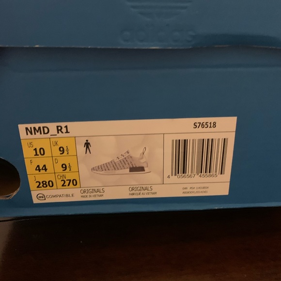 NMD R1 - Picture 3 of 4